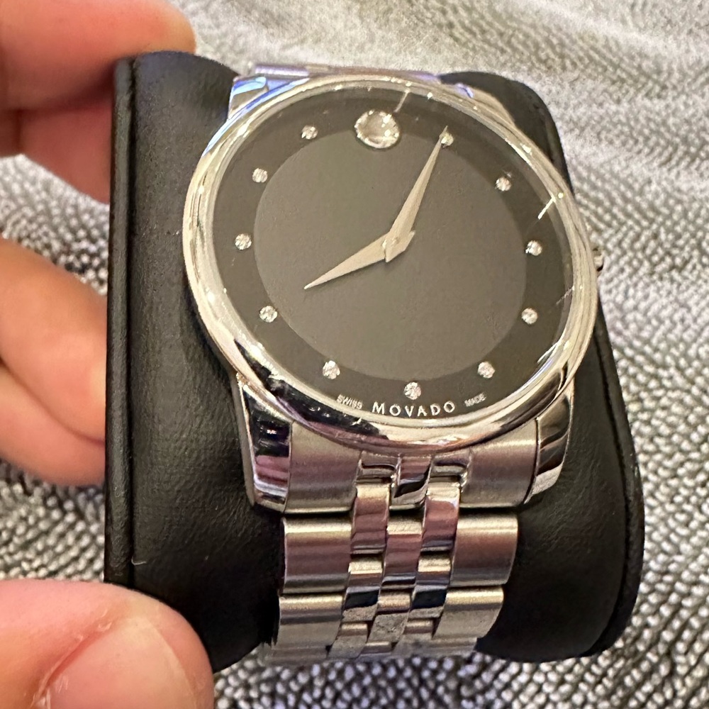 Men's Movado Museum Classic watch, 40 mm stainless steel case